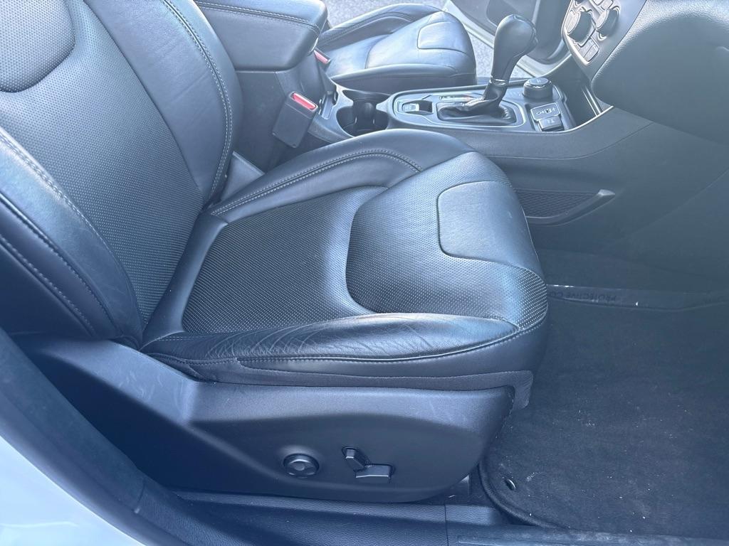 Jeep Cherokee Lux 4x4 2020