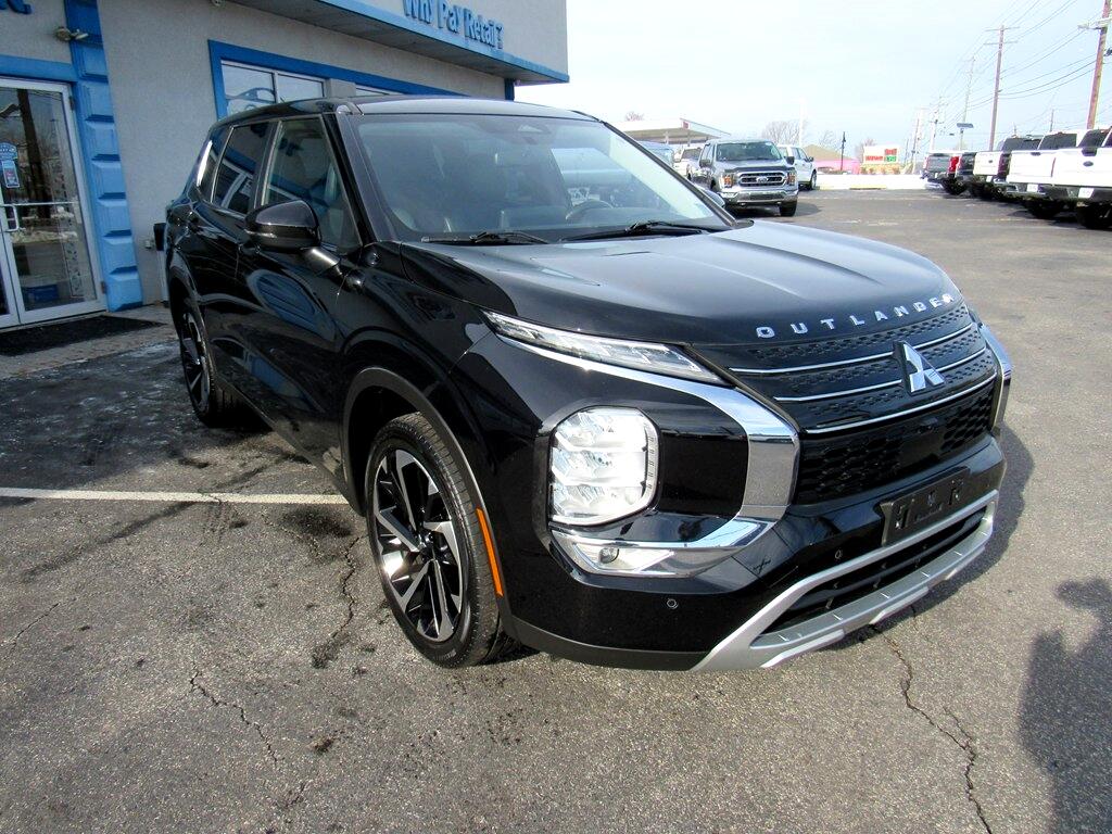 Mitsubishi Outlander  2022