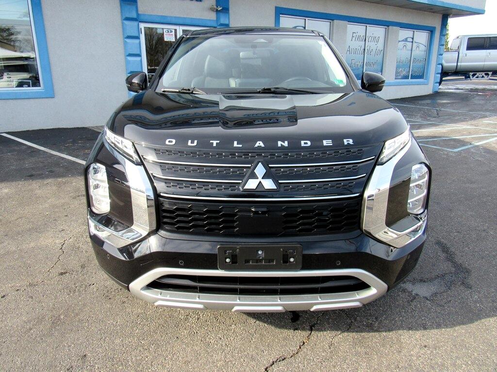 Mitsubishi Outlander  2022