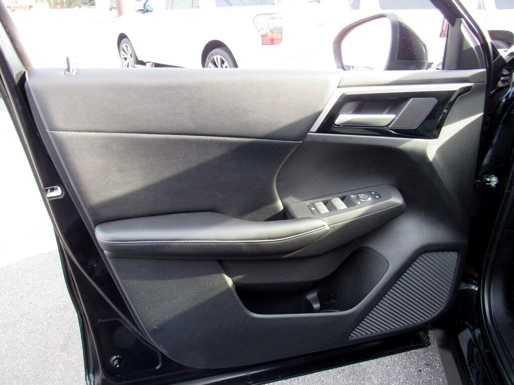 Mitsubishi Outlander  2022