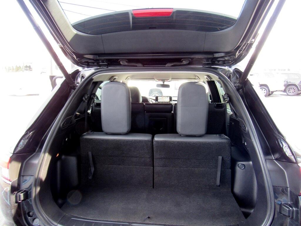 Mitsubishi Outlander  2022