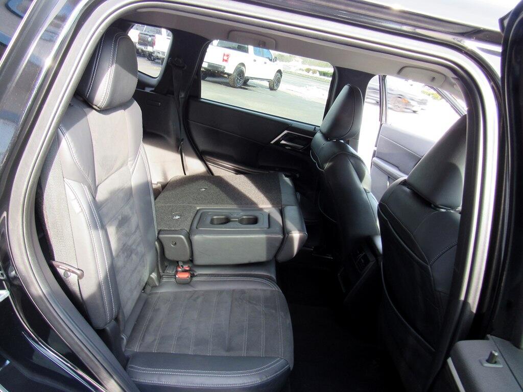 Mitsubishi Outlander  2022