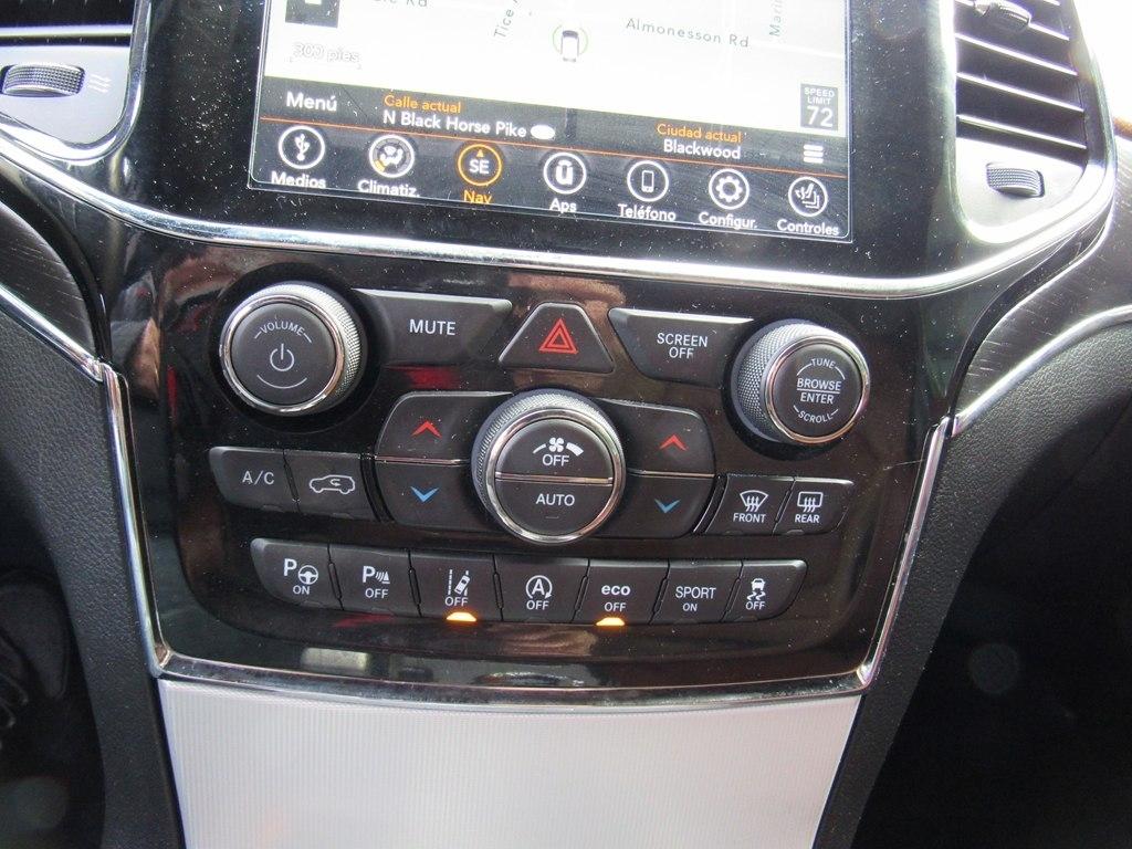 Jeep Grand Cherokee  2020