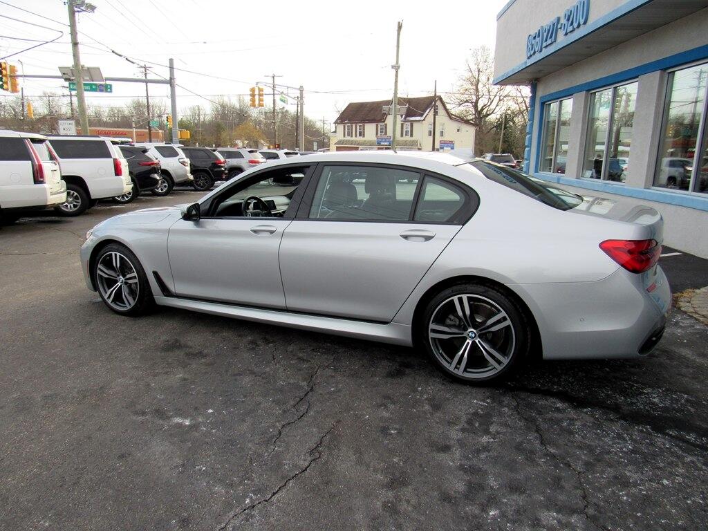 BMW 7-Series  2019