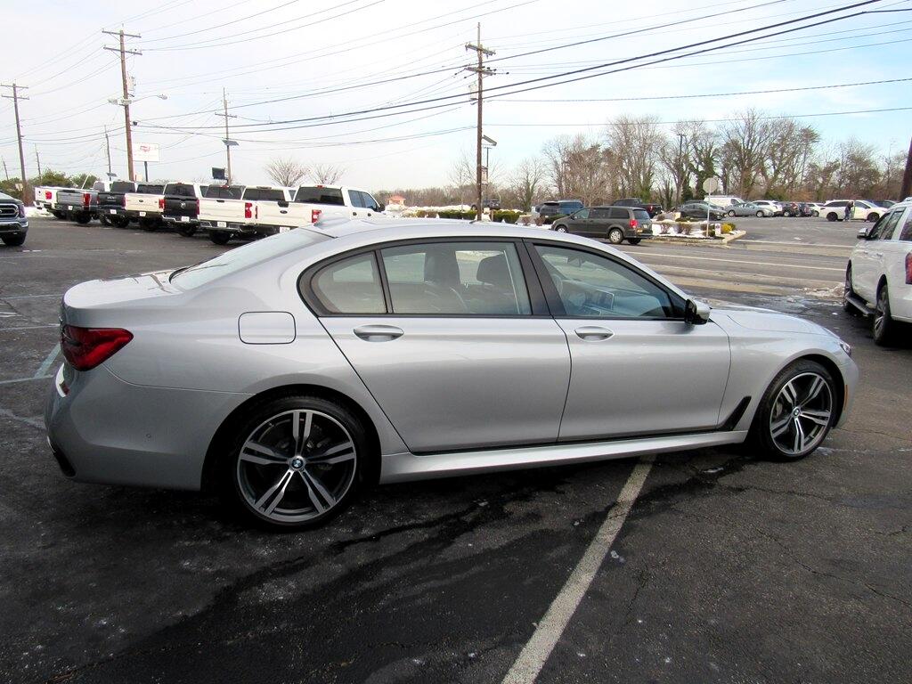 BMW 7-Series  2019