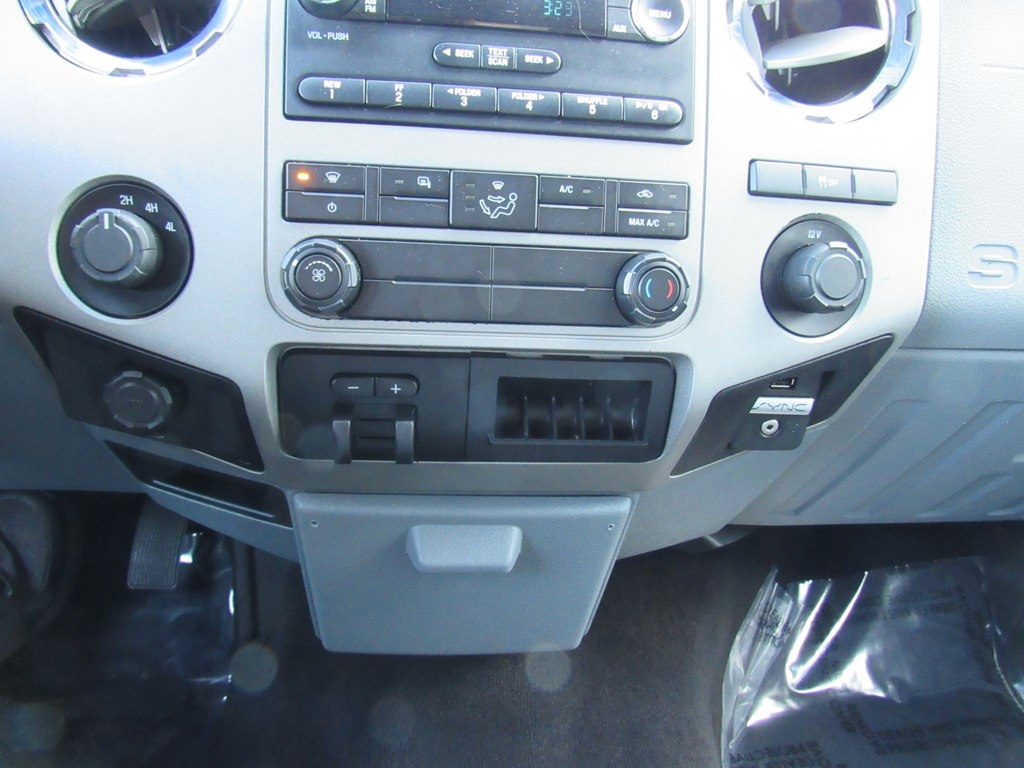 Ford F-250 SD XLT 4WD 2015