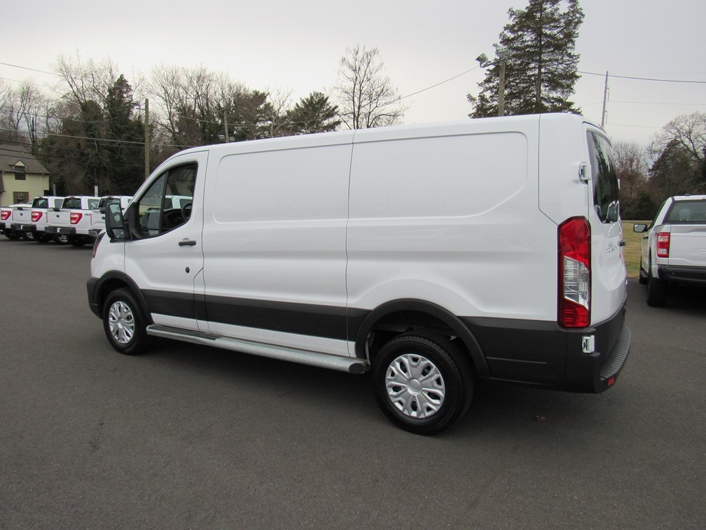 Ford Transit  2024