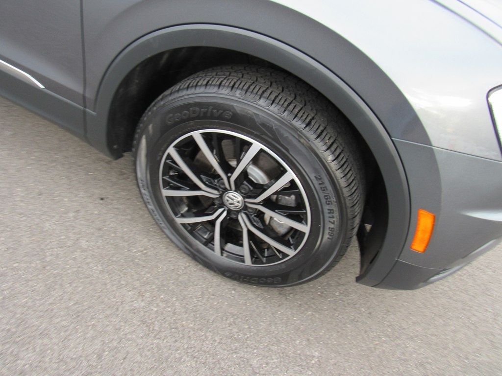 Volkswagen Tiguan SE 4Motion 2021