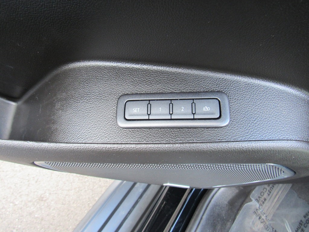 Chevrolet Tahoe LT 4D SUV 4WD 2019