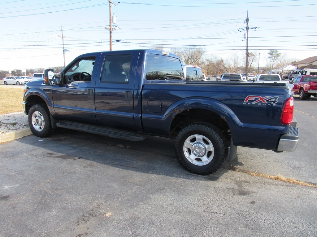 Ford F-250 SD XLT Crew Cab 4WD 2012