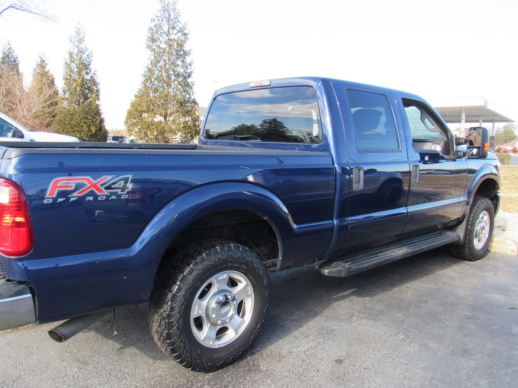 Ford F-250 SD XLT Crew Cab 4WD 2012