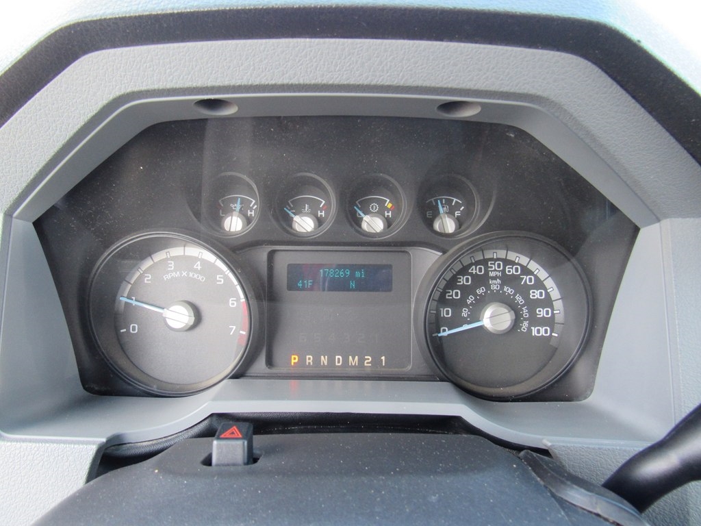 Ford F-250 SD XLT Crew Cab 4WD 2012