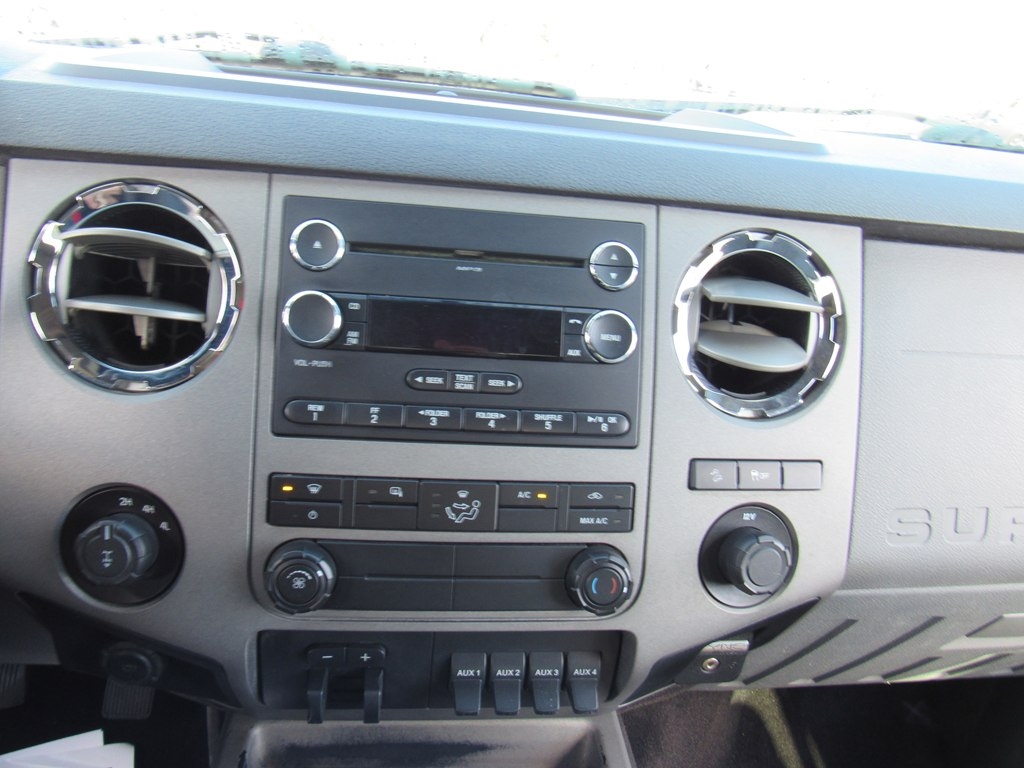 Ford F-250 SD XLT Crew Cab 4WD 2012