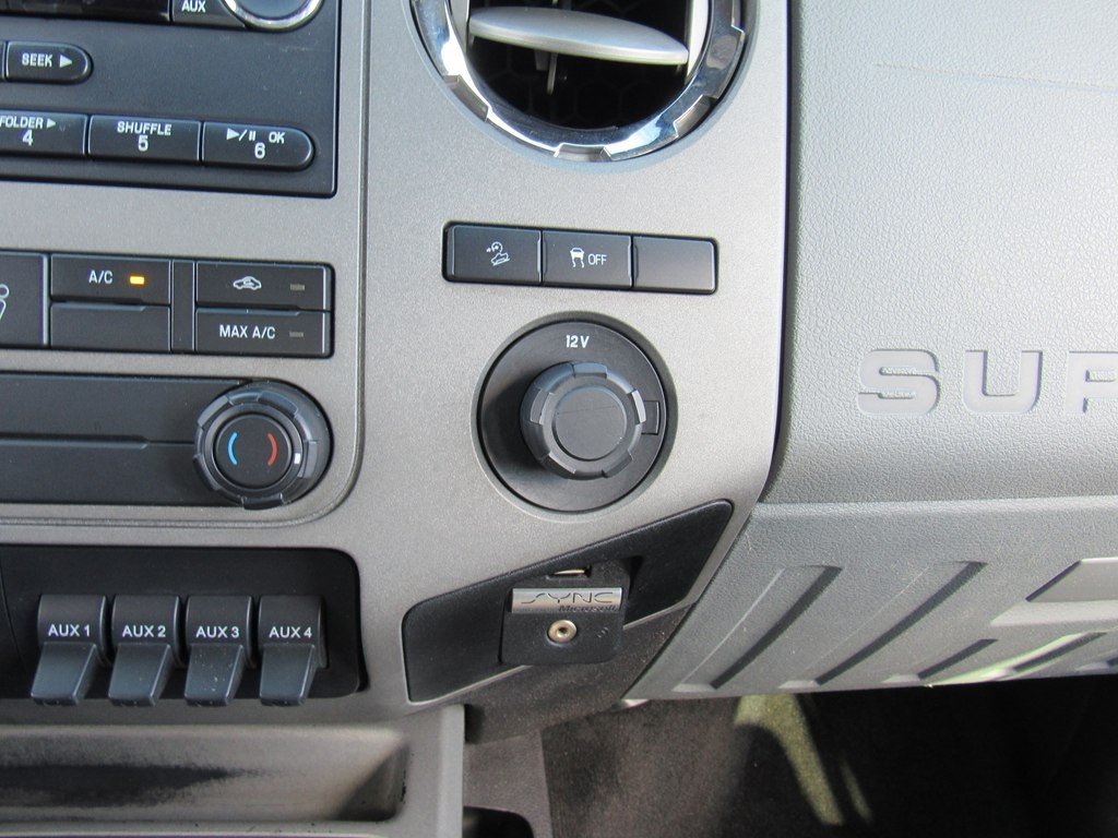 Ford F-250 SD XLT Crew Cab 4WD 2012