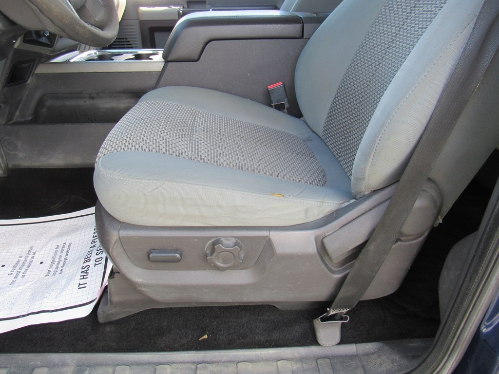 Ford F-250 SD XLT Crew Cab 4WD 2012