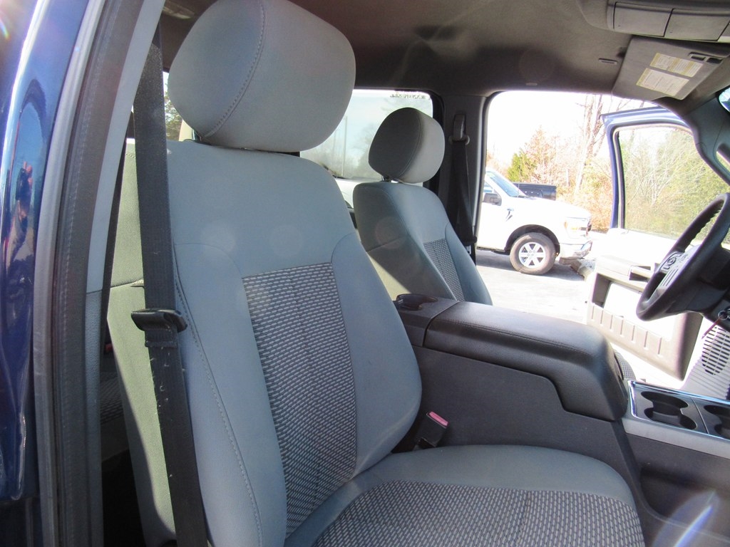 Ford F-250 SD XLT Crew Cab 4WD 2012