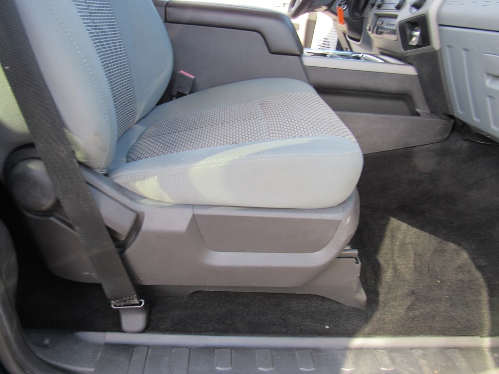 Ford F-250 SD XLT Crew Cab 4WD 2012