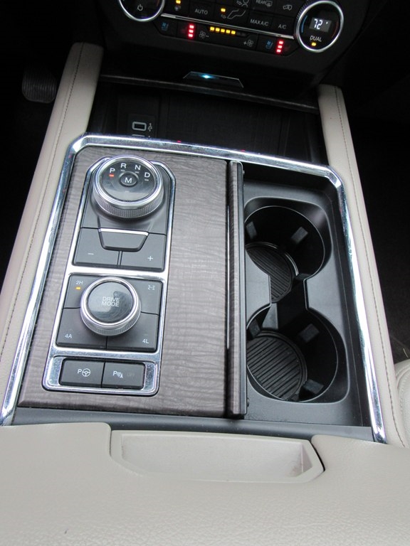 Ford Expedition 4dr Limited 4WD 2018