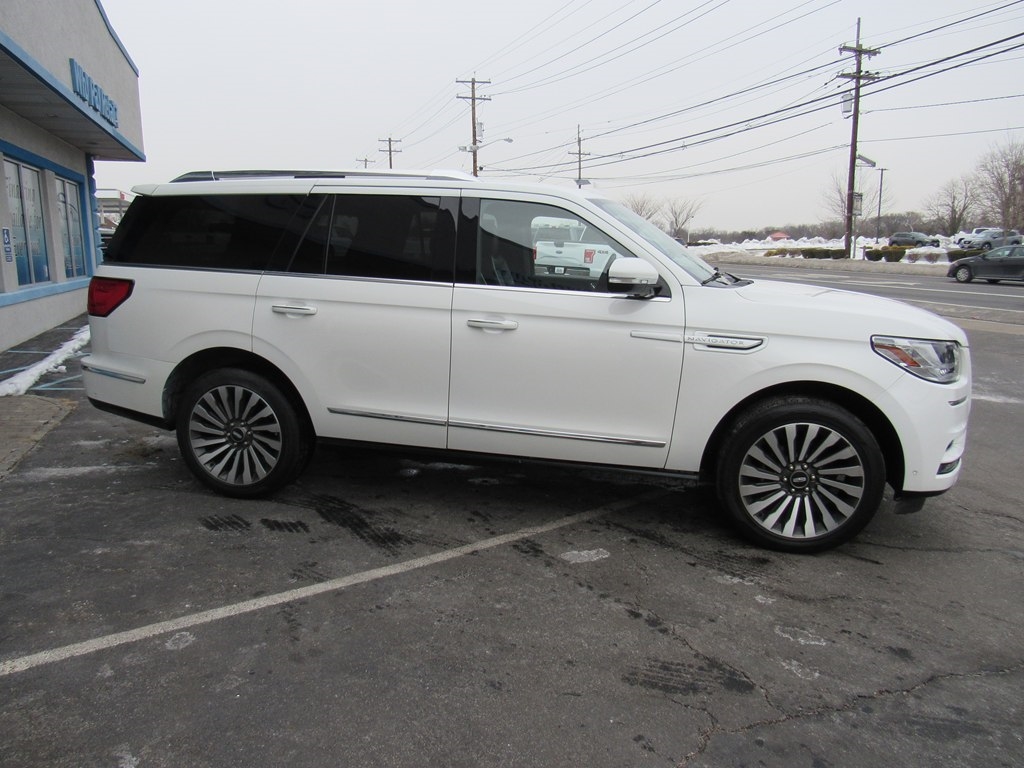 Lincoln Navigator  2021