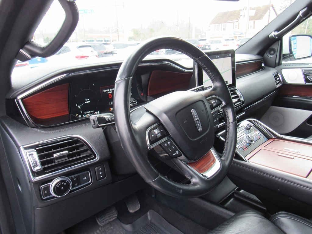 Lincoln Navigator  2021