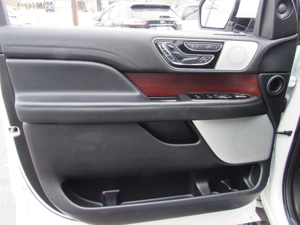 Lincoln Navigator  2021