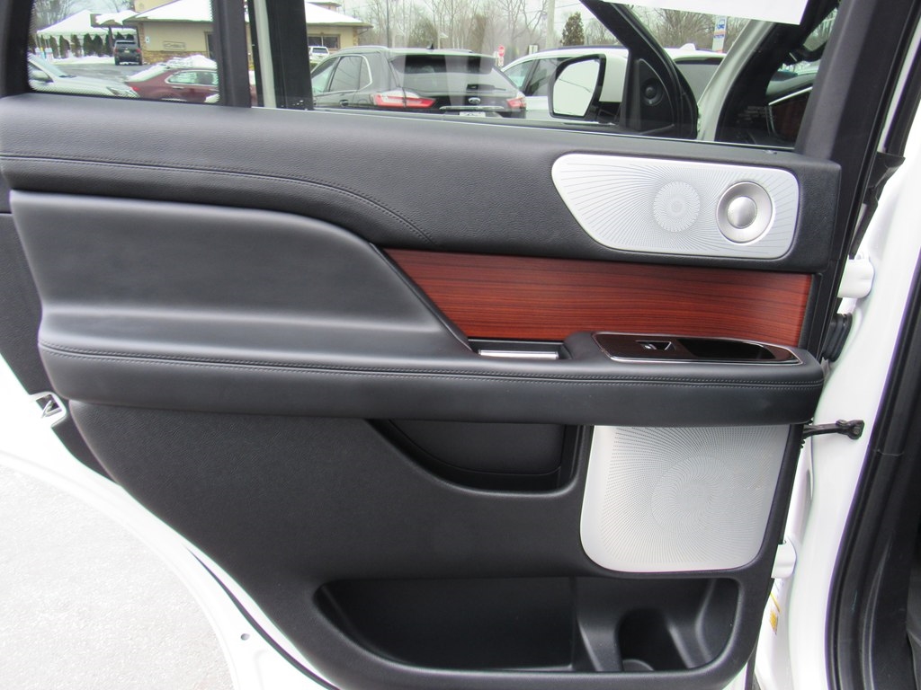 Lincoln Navigator  2021