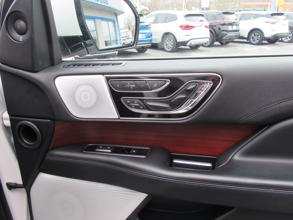 Lincoln Navigator  2021