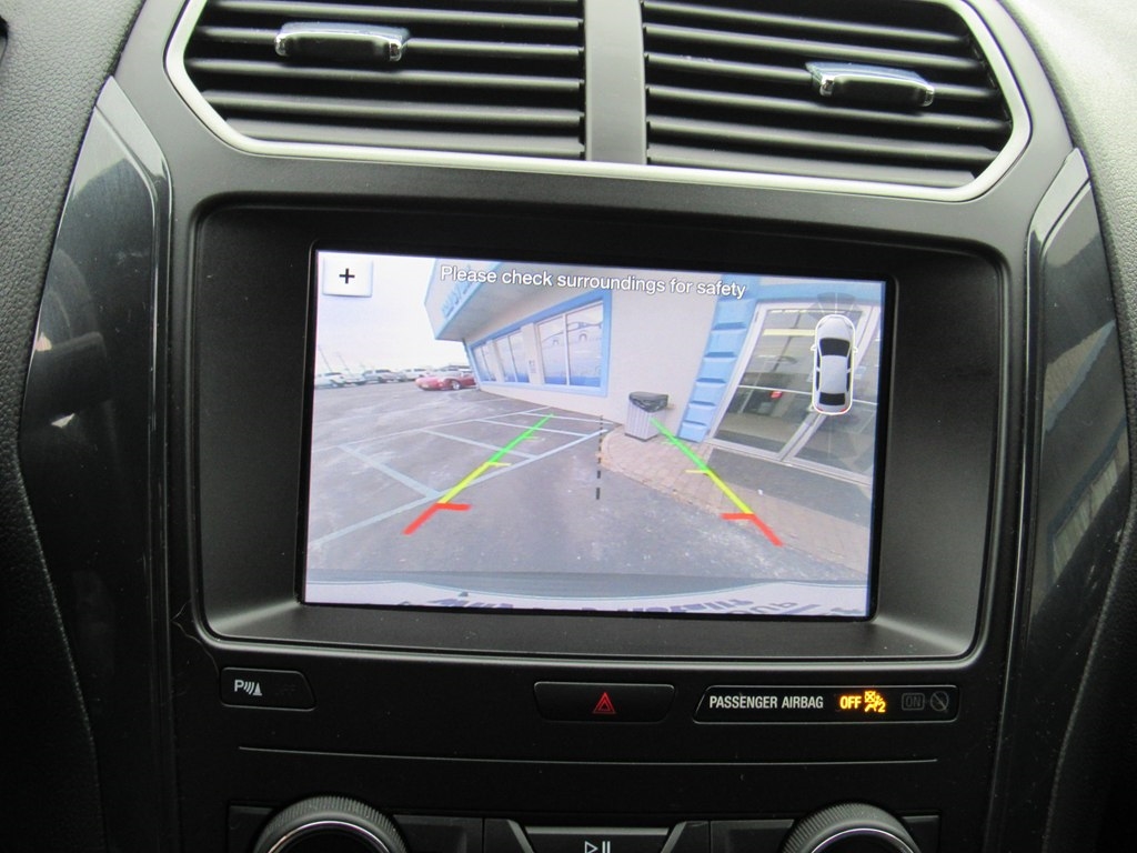 Ford Explorer XLT 4-Door AWD 2019