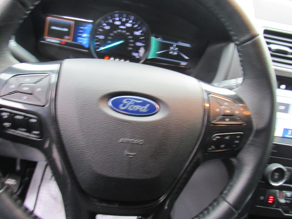 Ford Explorer XLT 4-Door AWD 2019