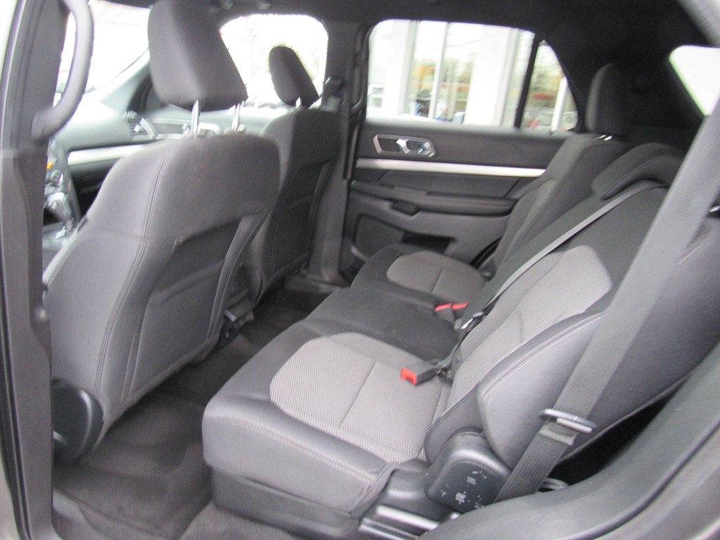 Ford Explorer XLT 4-Door AWD 2019