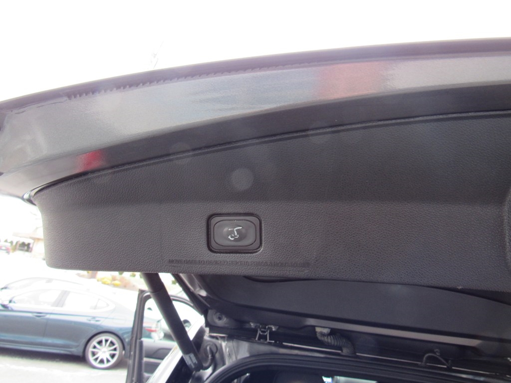 Ford Explorer XLT 4-Door AWD 2019