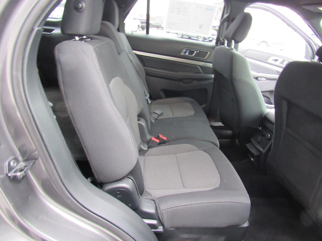 Ford Explorer XLT 4-Door AWD 2019