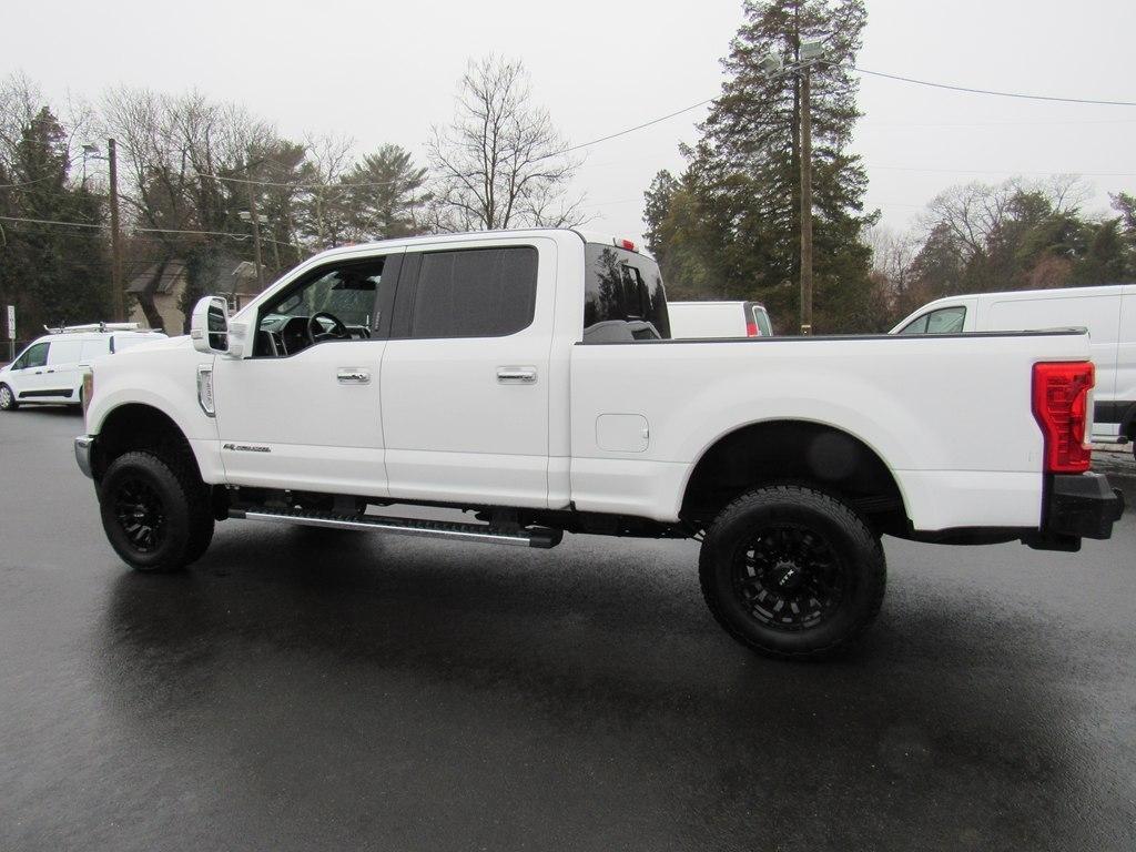 Ford F-250 SD Lariat Crew Cab 4WD 2019