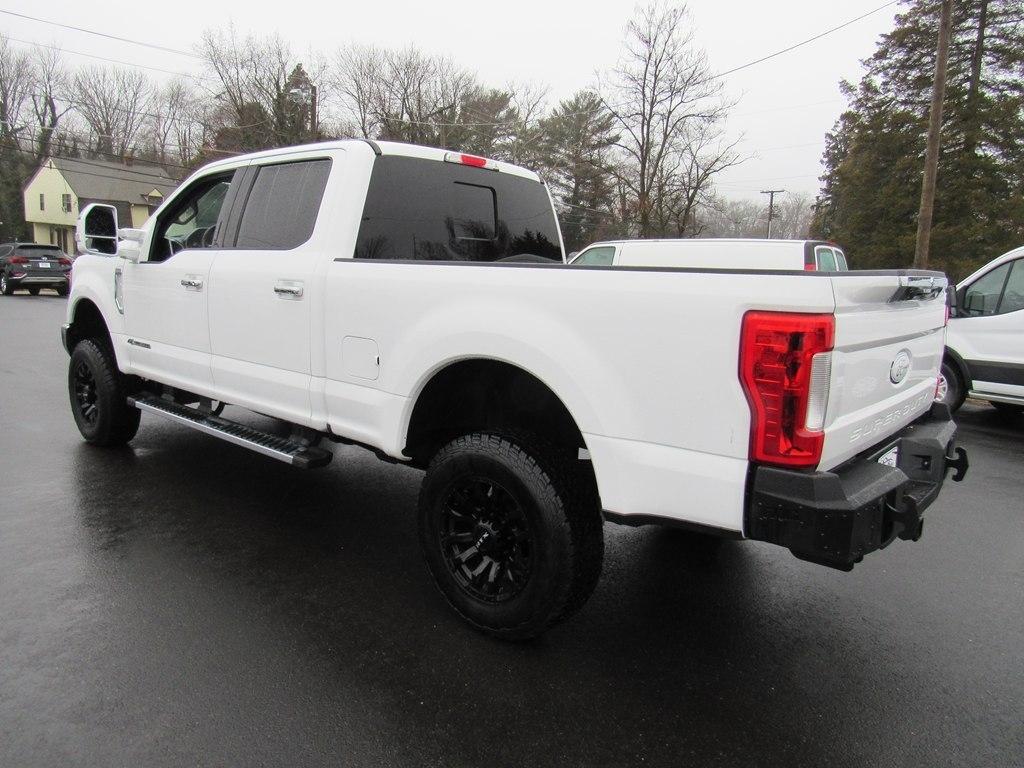 Ford F-250 SD Lariat Crew Cab 4WD 2019