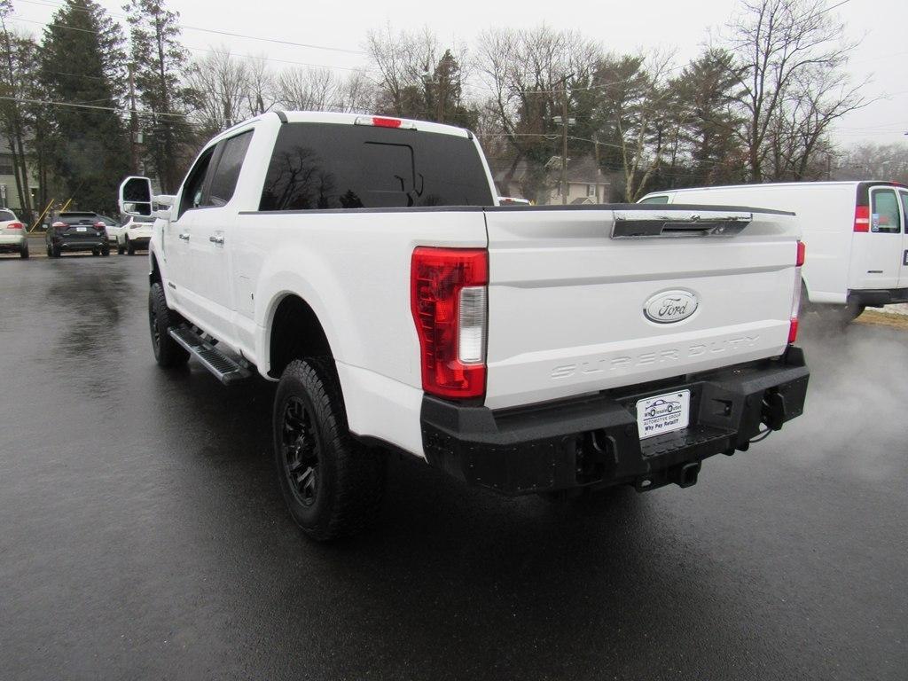 Ford F-250 SD Lariat Crew Cab 4WD 2019
