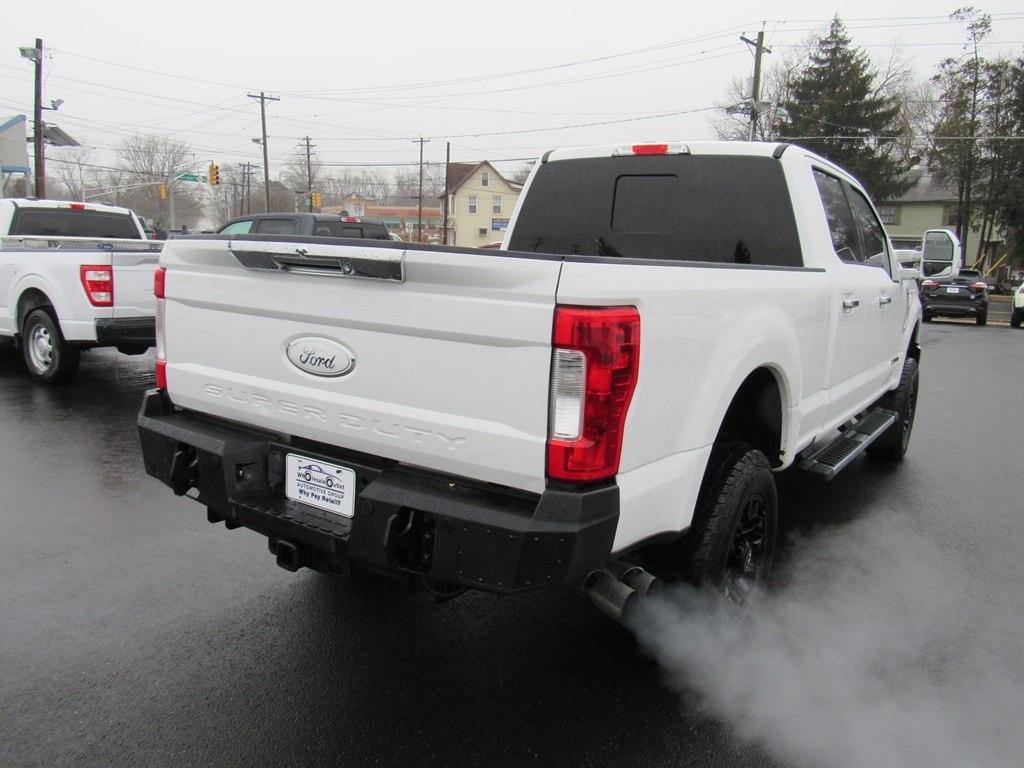Ford F-250 SD Lariat Crew Cab 4WD 2019