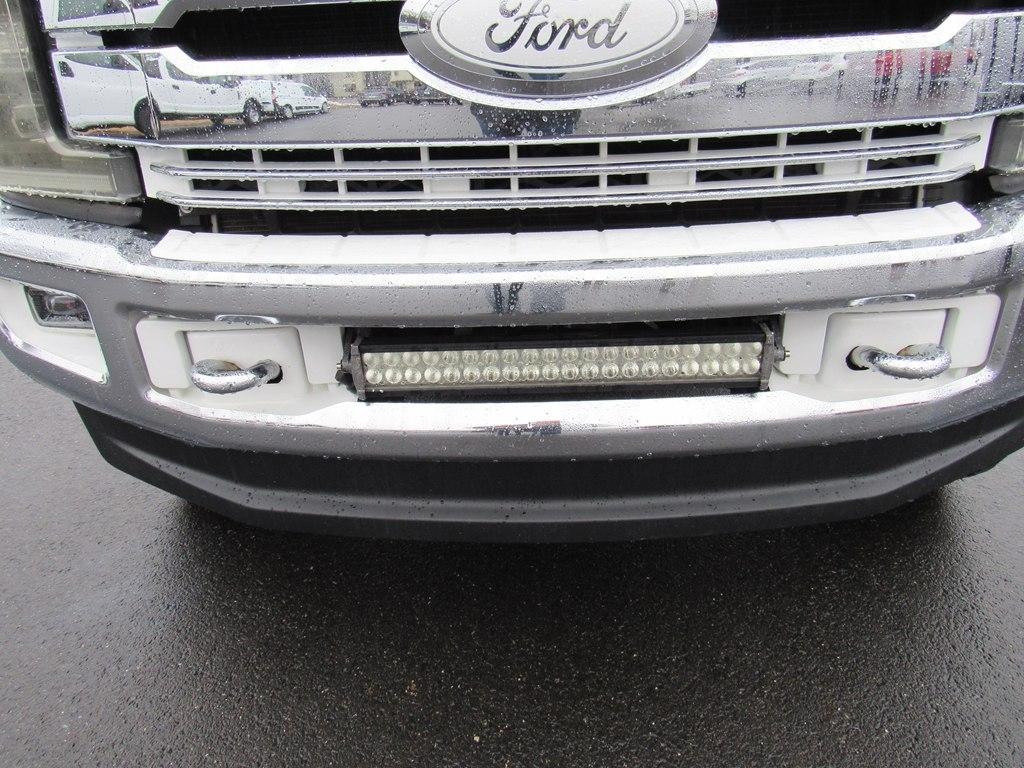 Ford F-250 SD Lariat Crew Cab 4WD 2019