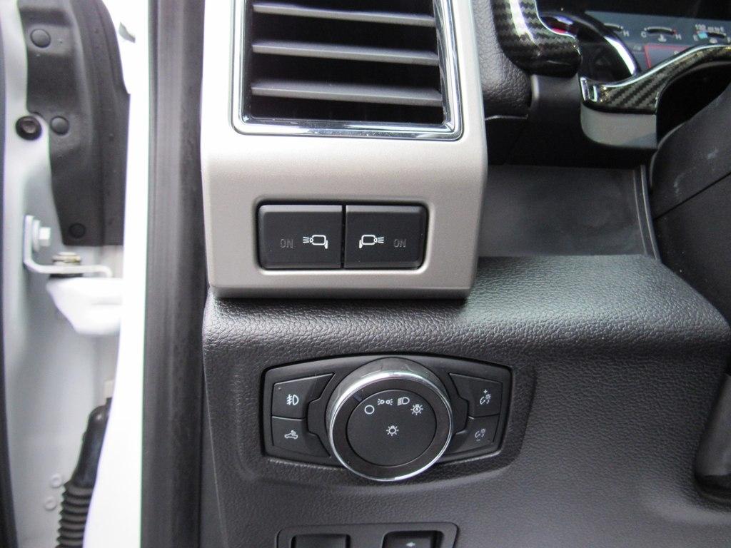 Ford F-250 SD Lariat Crew Cab 4WD 2019