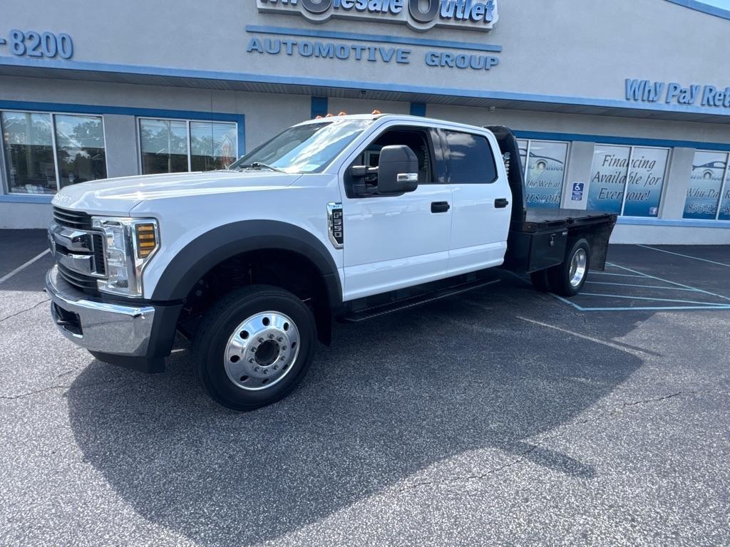 Ford F-550 XL 2WD Crew Cab 179" WB 60" CA 2019