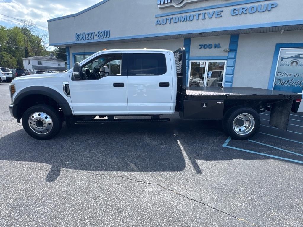 Ford F-550 XL 2WD Crew Cab 179" WB 60" CA 2019