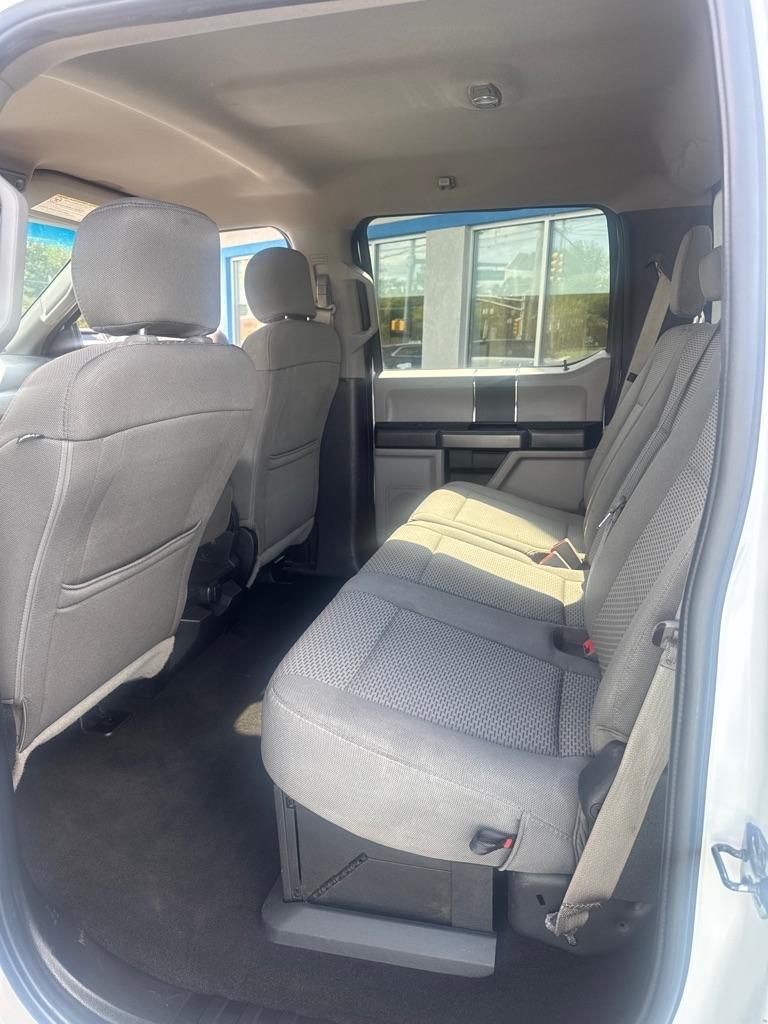 Ford F-550 XL 2WD Crew Cab 179" WB 60" CA 2019
