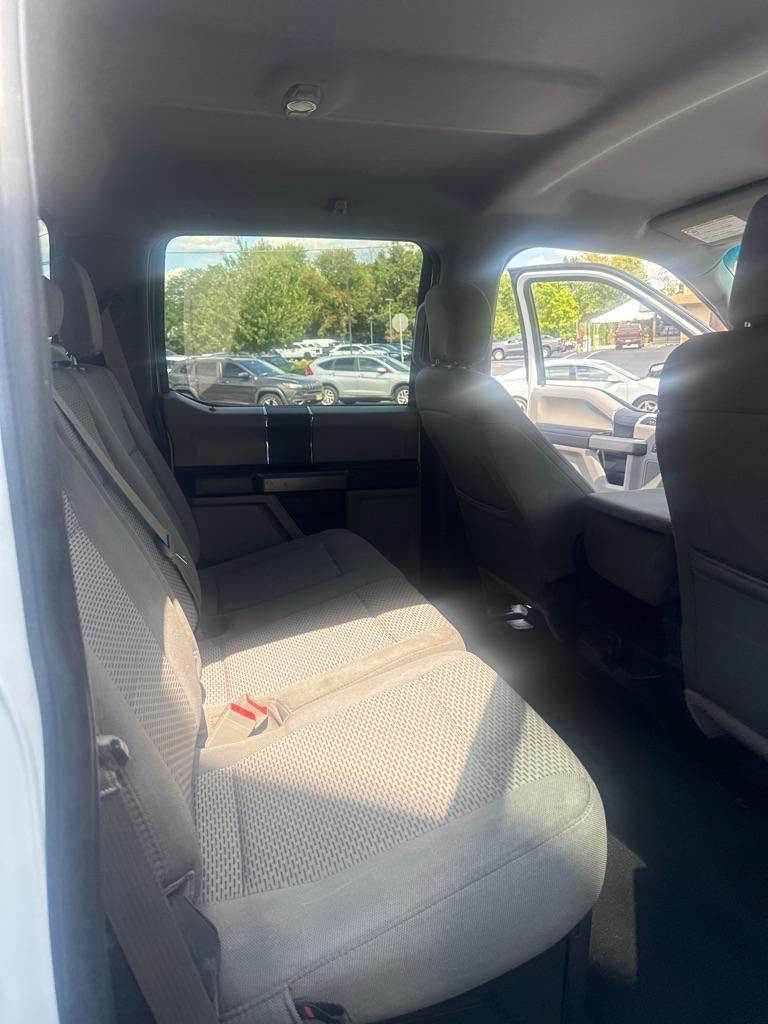Ford F-550 XL 2WD Crew Cab 179" WB 60" CA 2019