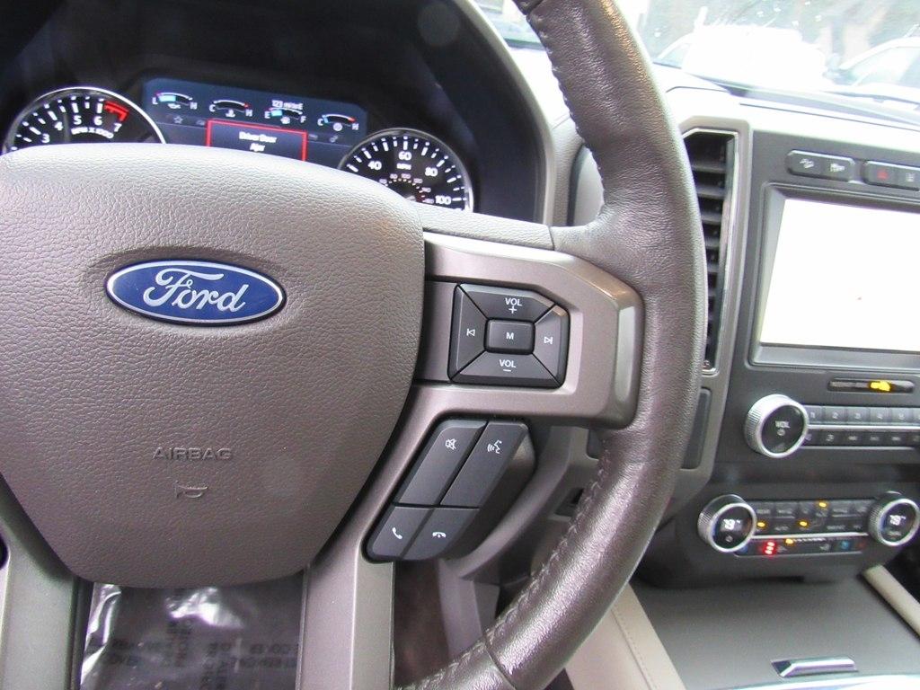 Ford Expedition  2020