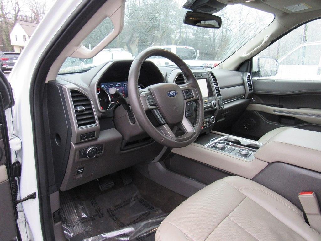 Ford Expedition  2020