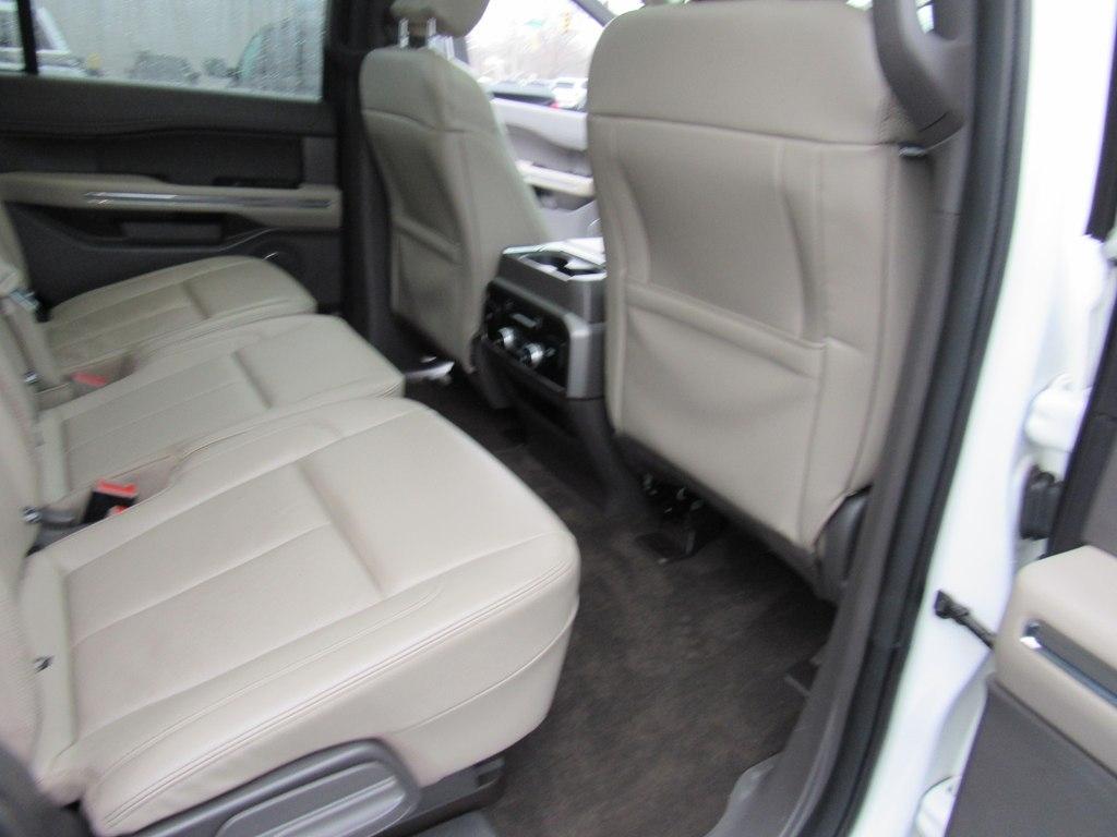 Ford Expedition  2020