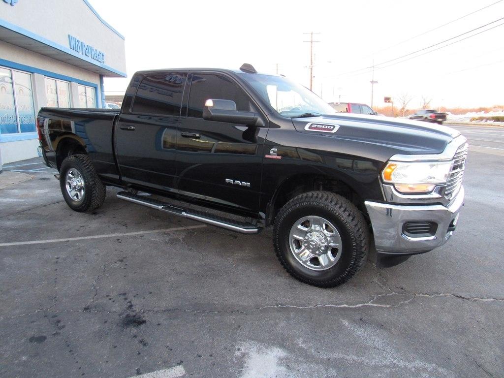 RAM 2500 4WD Crew Cab 149" Longhorn 2021