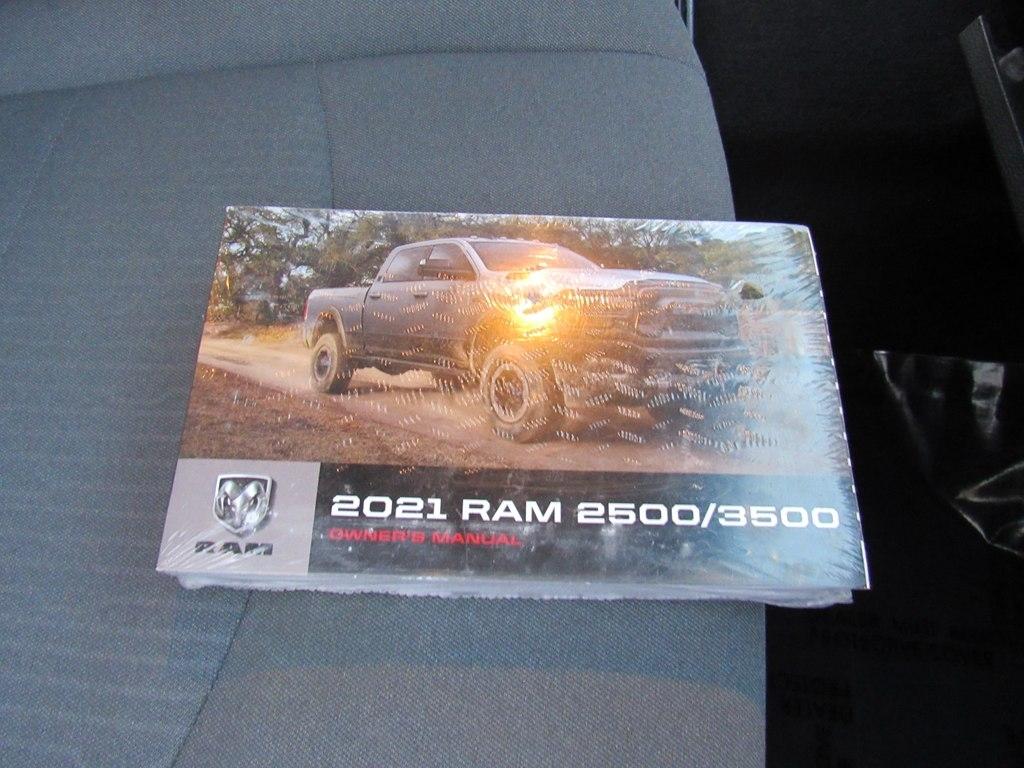 RAM 2500 4WD Crew Cab 149" Longhorn 2021