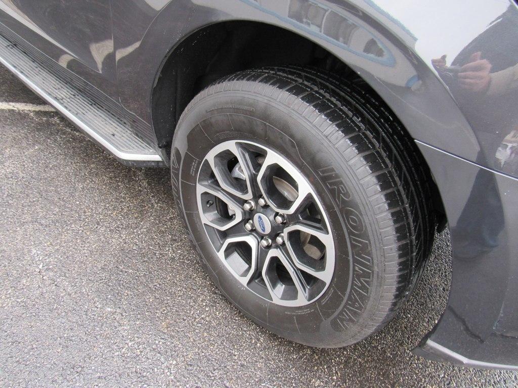 Ford Expedition  2023