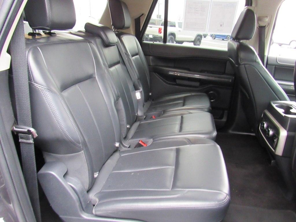 Ford Expedition  2023