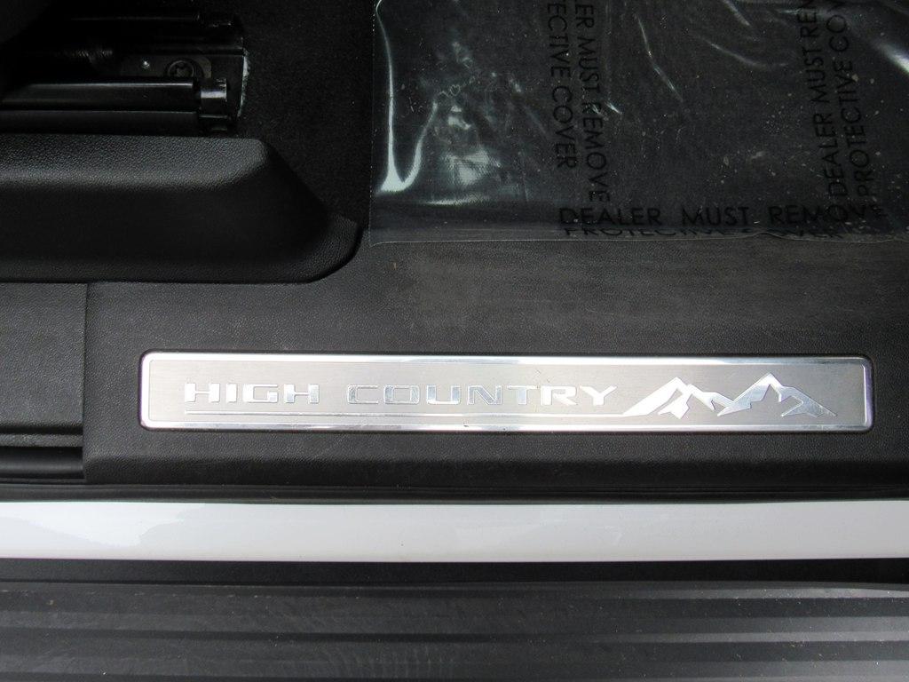 Chevrolet Tahoe  2021